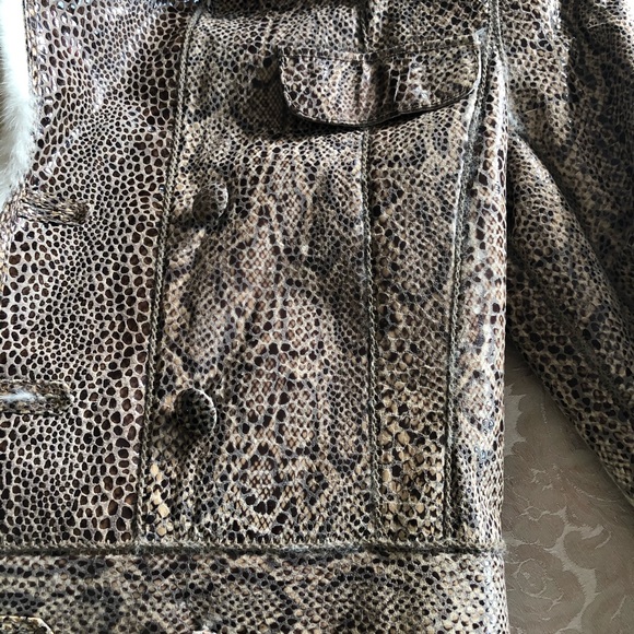 Jacket - Picture 3 of 7